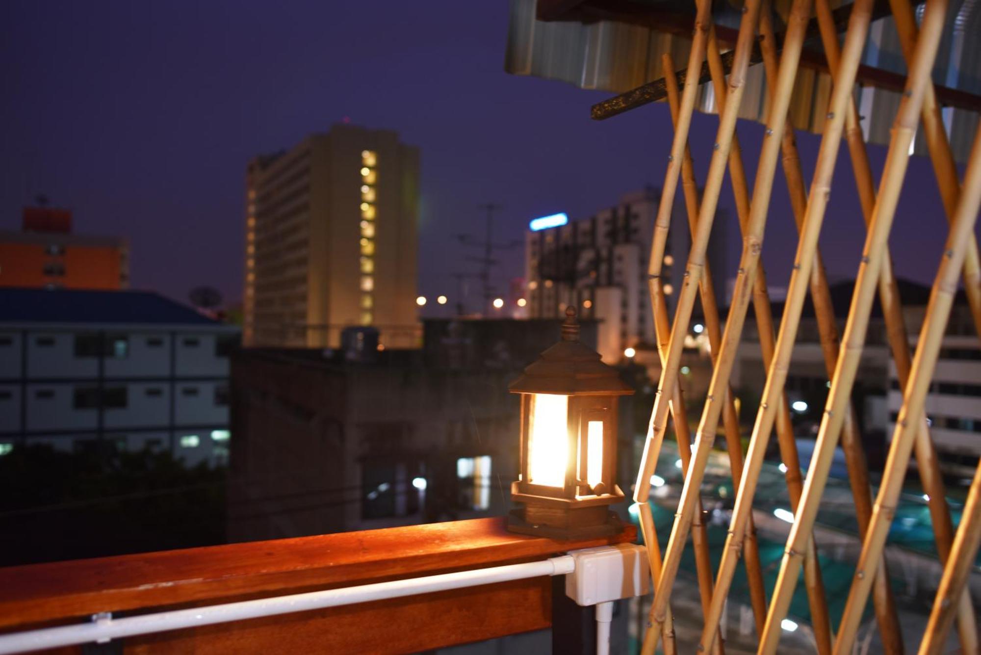59Indy Guesthouse Bangkok Ngoại thất bức ảnh