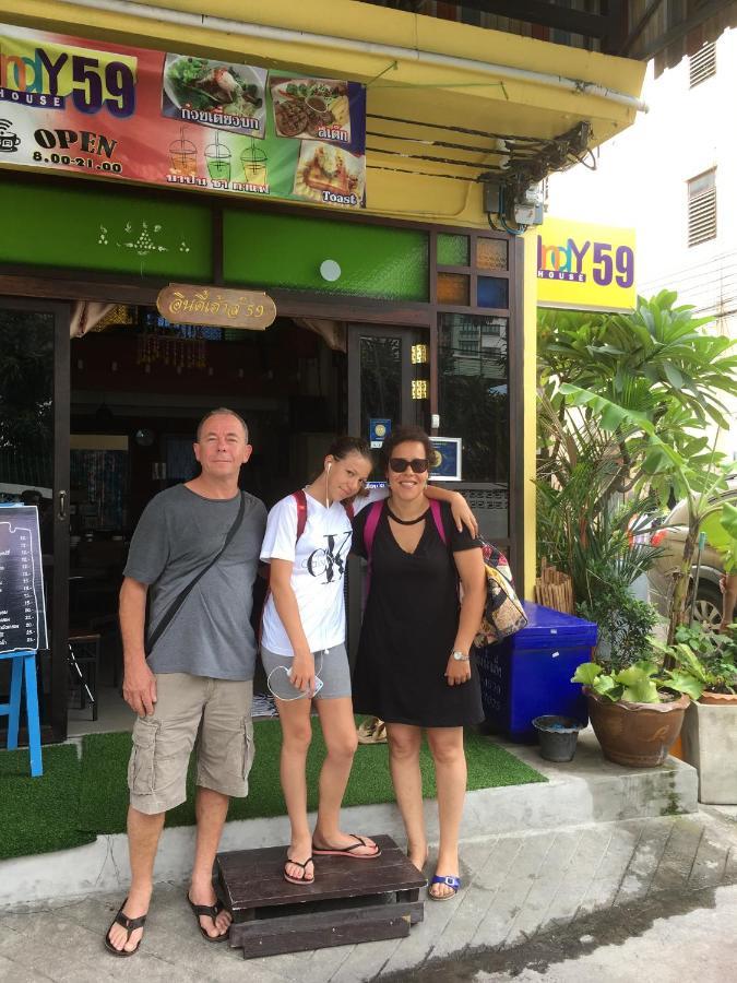59Indy Guesthouse Bangkok Ngoại thất bức ảnh