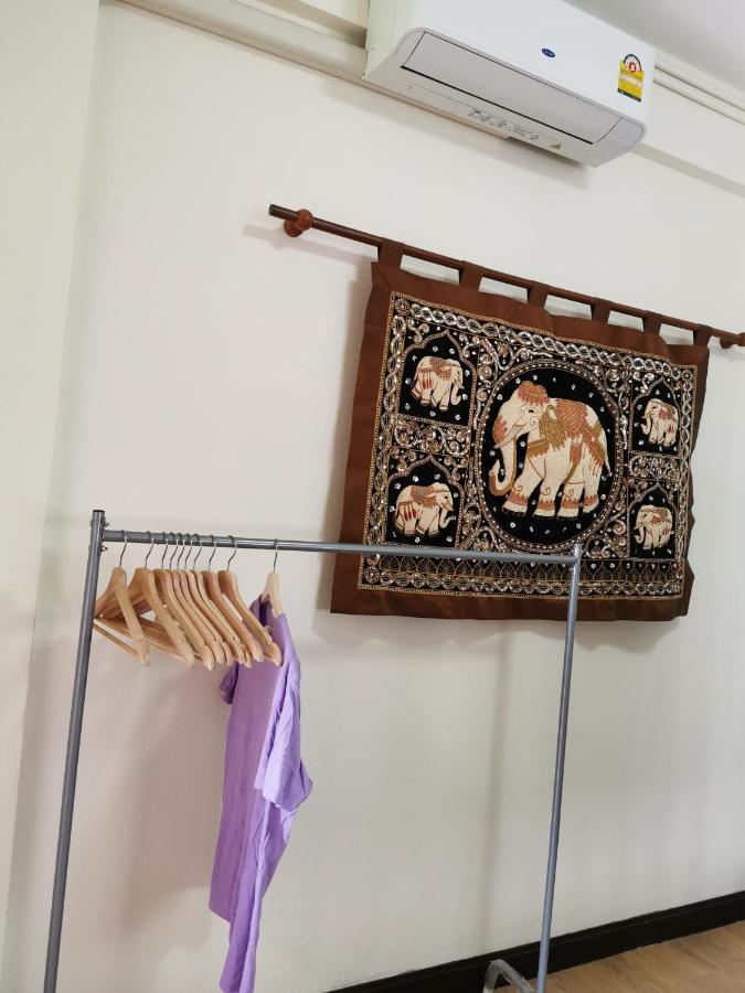 59Indy Guesthouse Bangkok Ngoại thất bức ảnh
