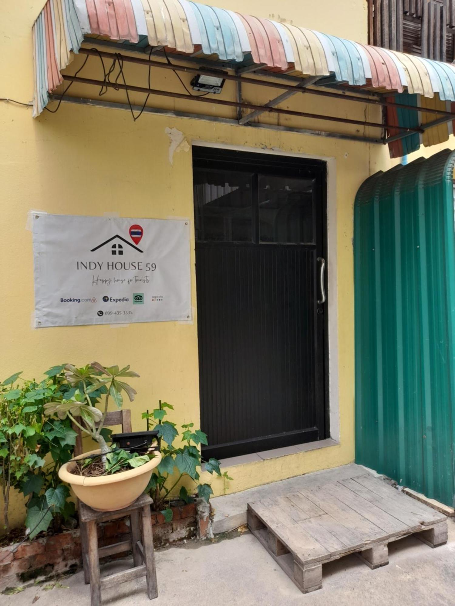 59Indy Guesthouse Bangkok Ngoại thất bức ảnh