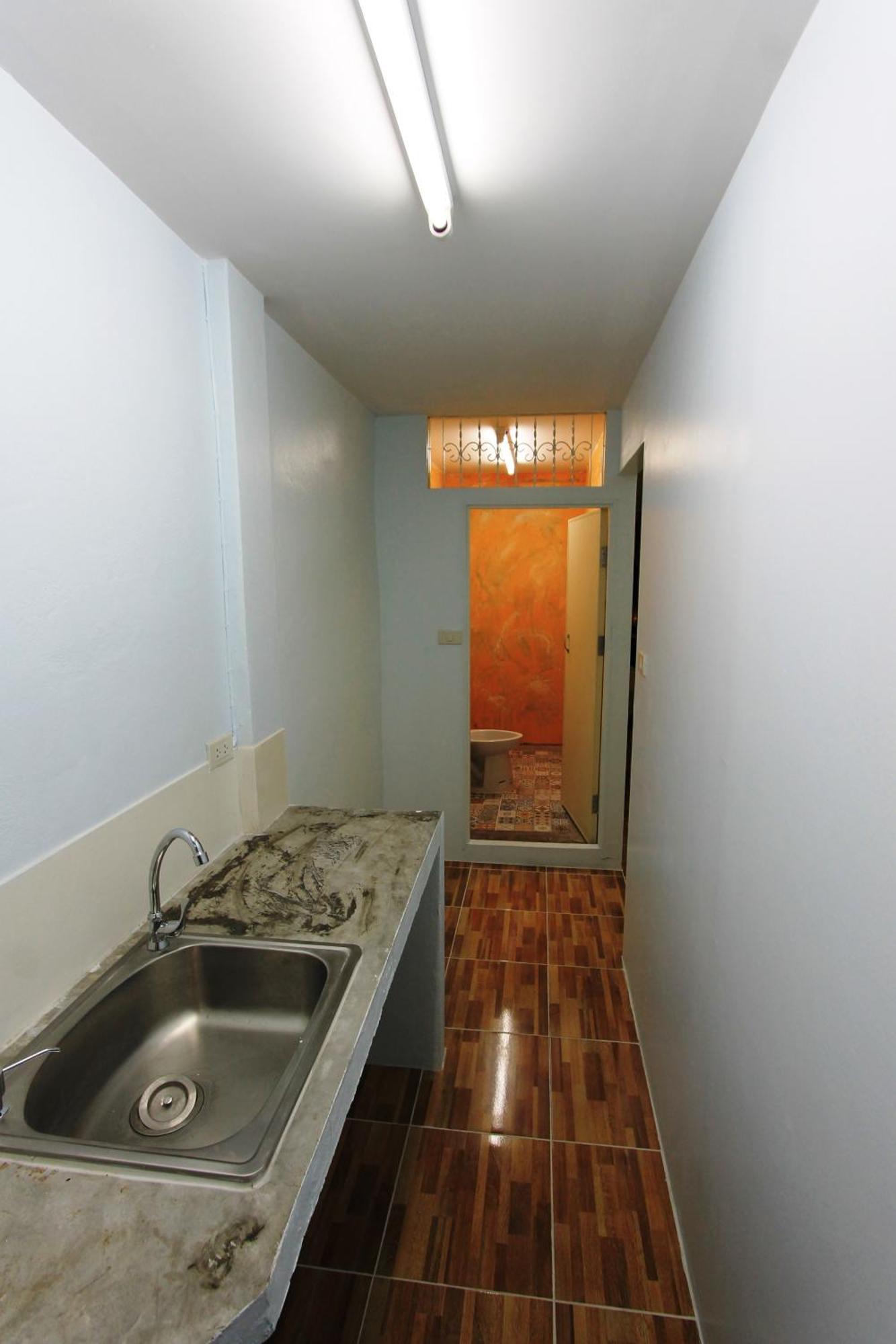 59Indy Guesthouse Bangkok Ngoại thất bức ảnh