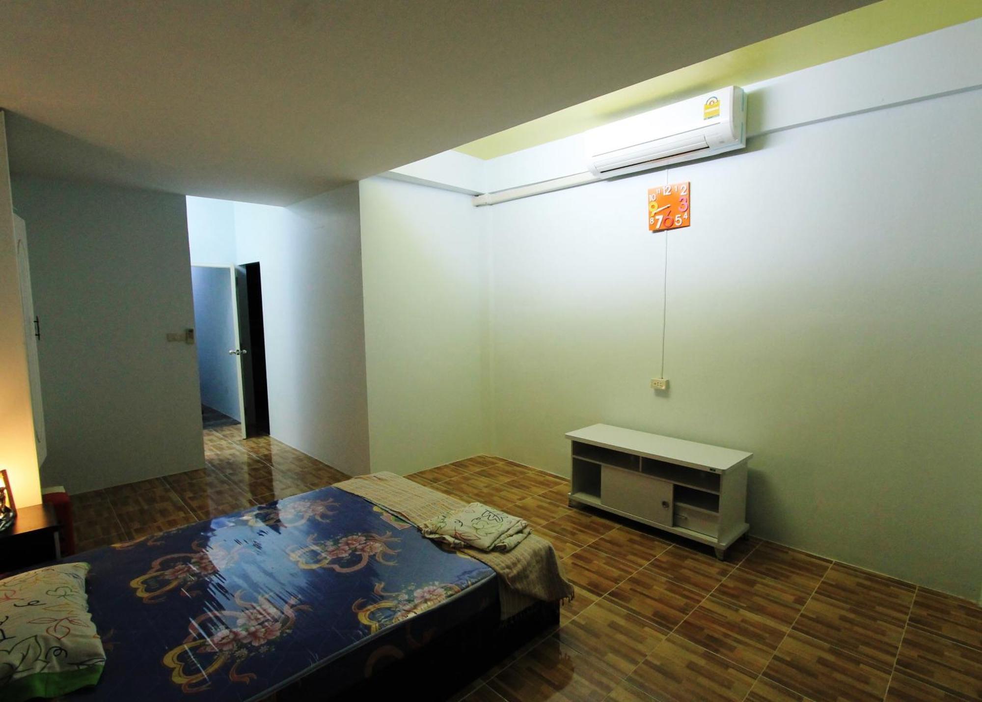 59Indy Guesthouse Bangkok Ngoại thất bức ảnh